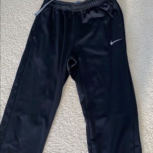 nike therma-fit pants